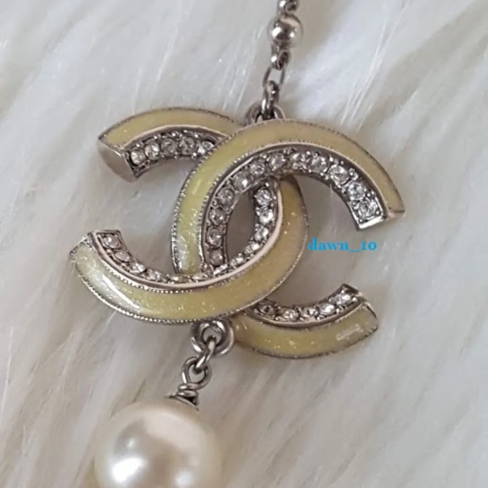 CHANEL Yellow Enamel Interlocking CC Pearl Drop Necklace